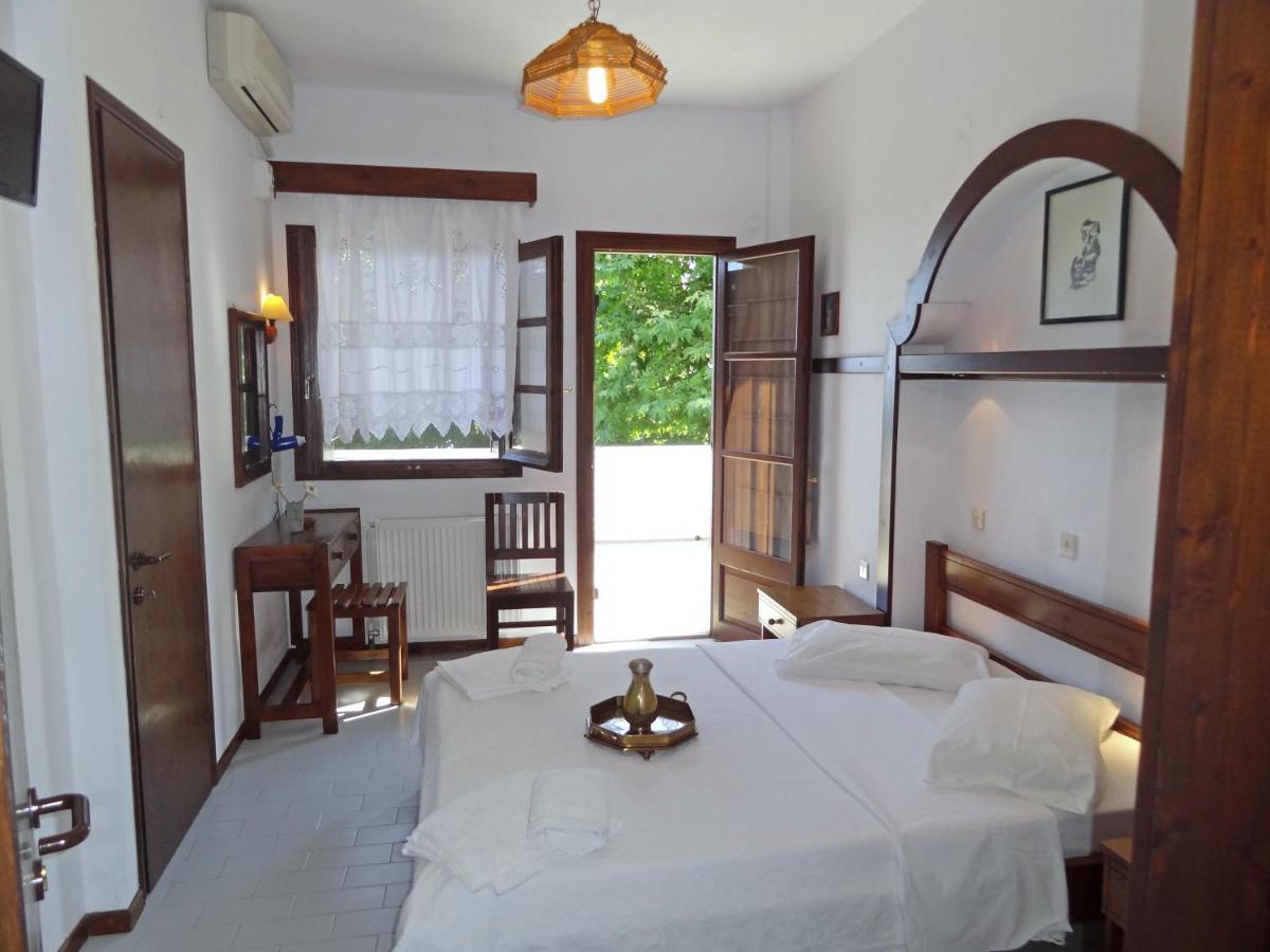 Hotel Vrionis Agios Dimitrios Exterior foto